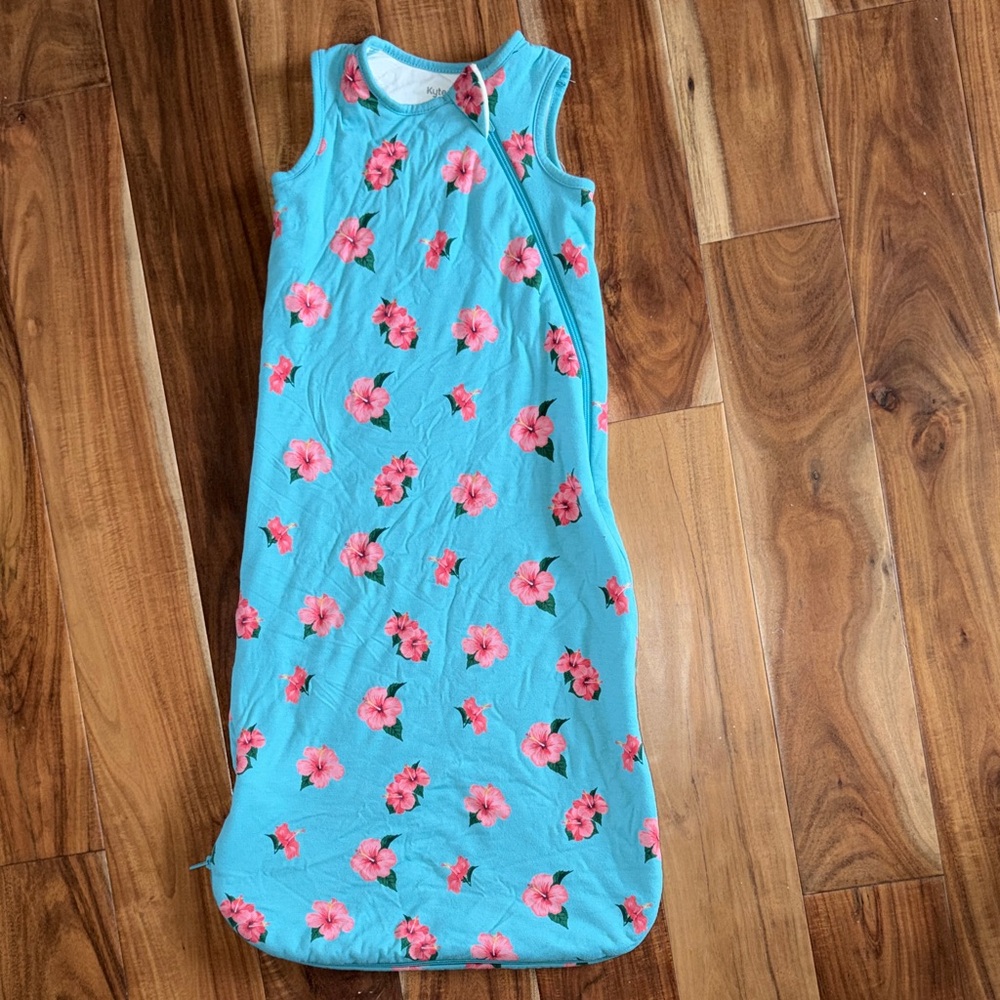 Kyte Baby Hibiscus 1.0 Tog Size Medium Sleep Sack